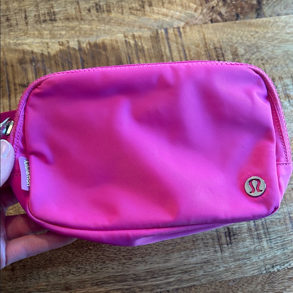 lululemon athletica Sonic Pink Crossbody Bag - Picture 7 of 12
